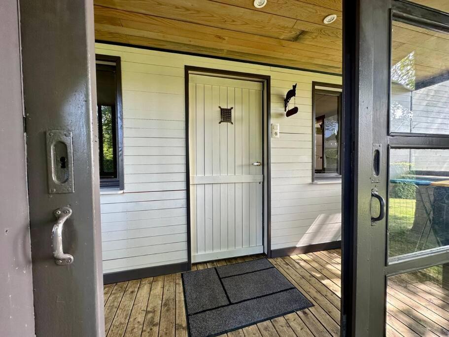 Le Chalet Du Lac Vila Robertville Exterior foto